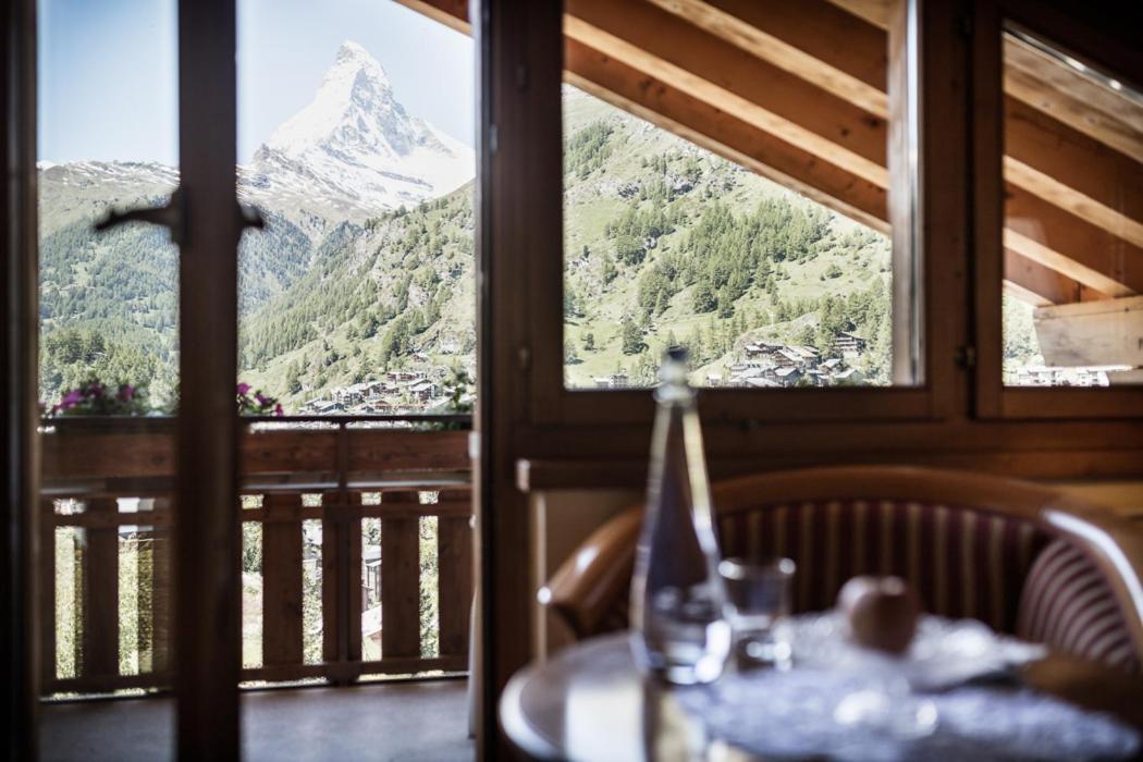 Relais & Chateaux Schonegg Zermatt Bagian luar foto