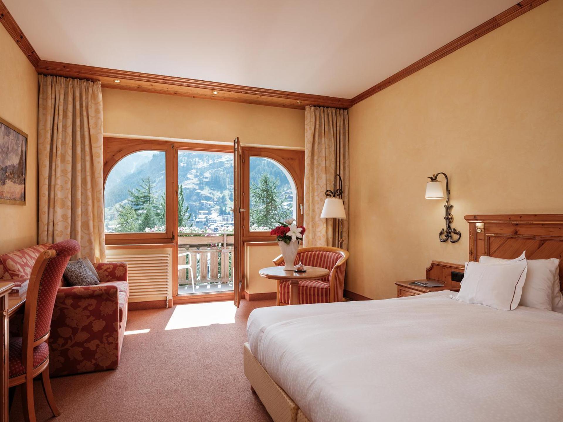 Relais & Chateaux Schoenegg Zermatt Bagian luar foto
