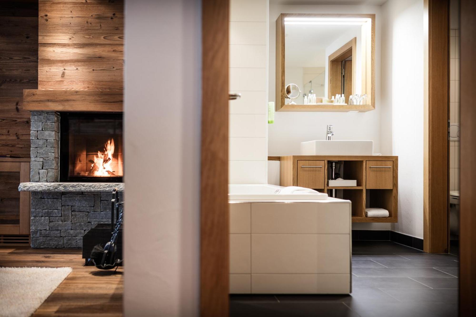 Relais & Chateaux Schoenegg Zermatt Bagian luar foto