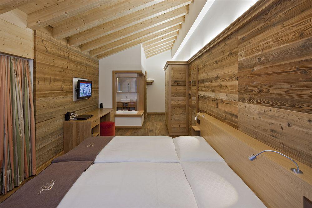 Relais & Chateaux Schoenegg Zermatt Bagian luar foto